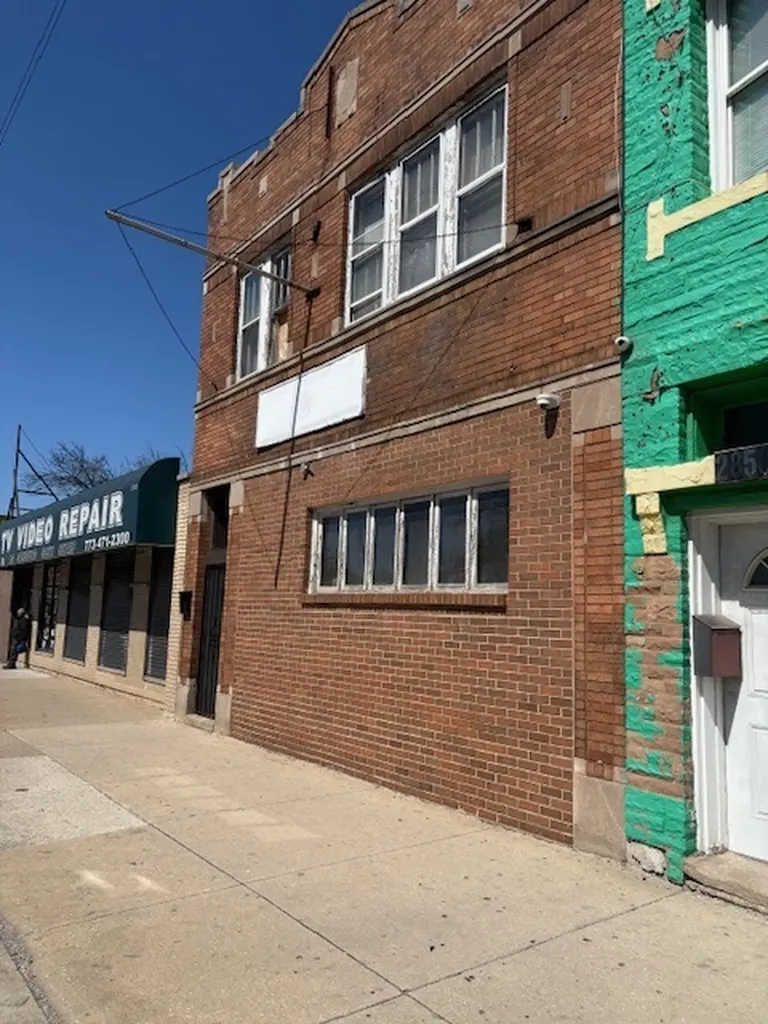 2852 West 63rd Street Chicago IL 60629