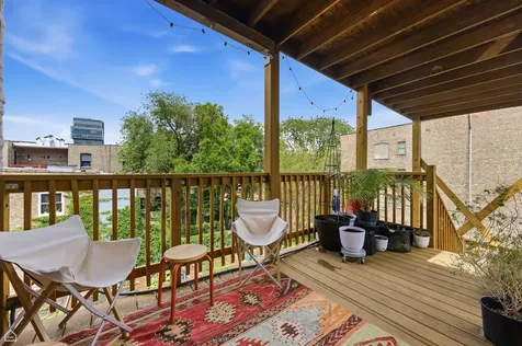 6123 South Woodlawn Avenue Chicago IL 60637