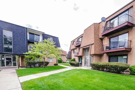 4917 West 109th Street Oak Lawn IL 60453