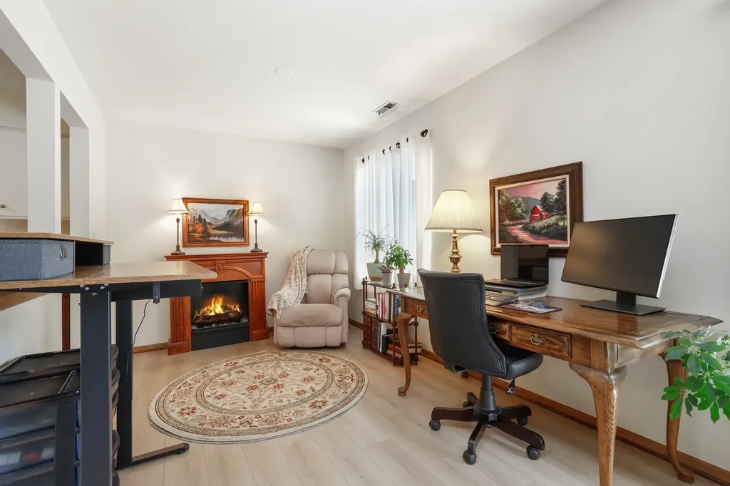 304 Windstream Court Aurora IL 60504