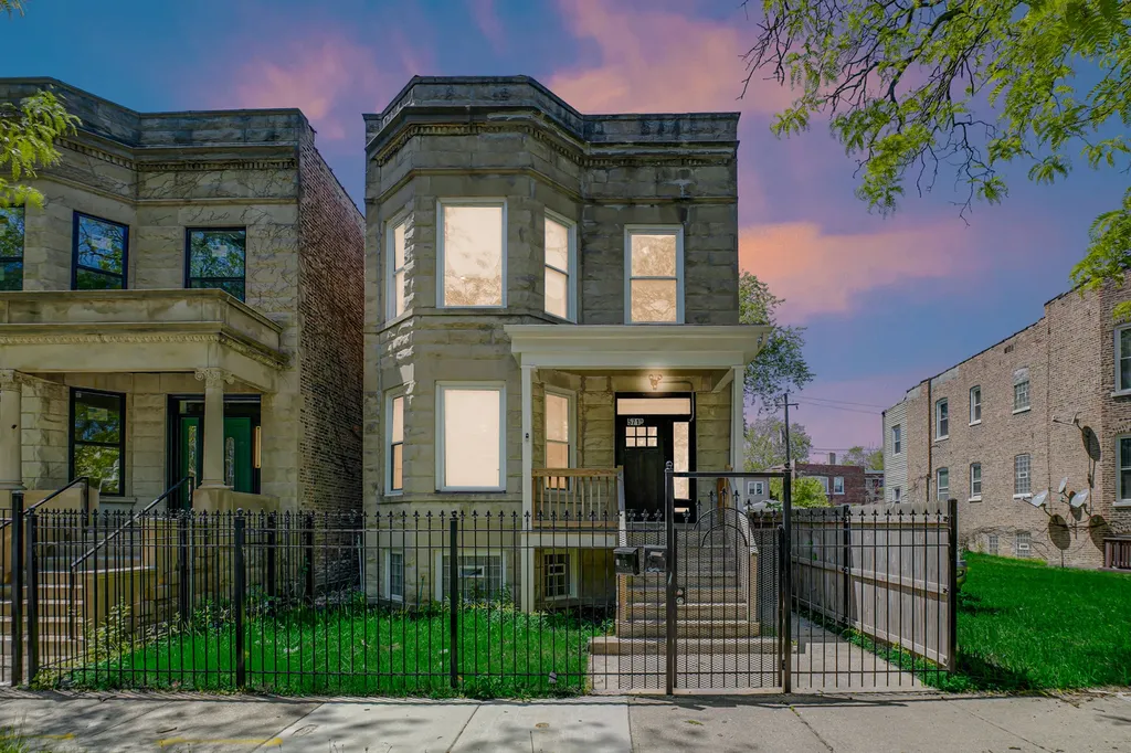 5718 South Sangamon Street Chicago IL 60621
