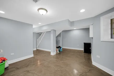 5718 South Sangamon Street Chicago IL 60621