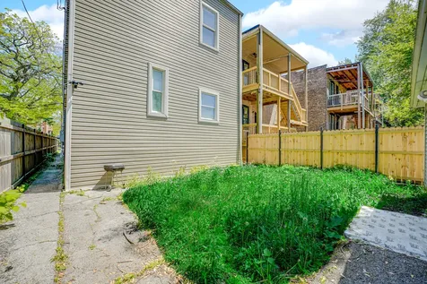 5718 South Sangamon Street Chicago IL 60621