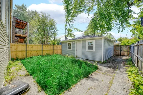 5718 South Sangamon Street Chicago IL 60621