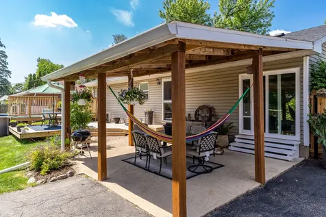 4870 Fielding Road Rockford IL 61102