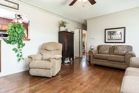 4870 Fielding Road Rockford IL 61102