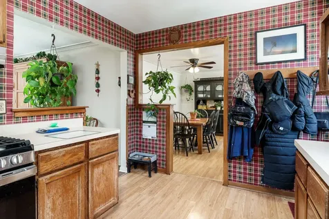 4870 Fielding Road Rockford IL 61102
