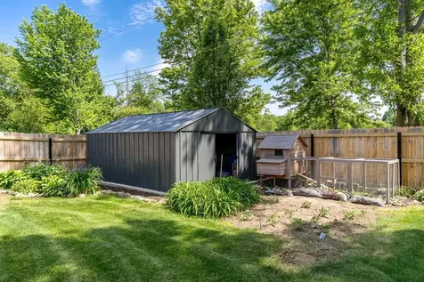 4870 Fielding Road Rockford IL 61102
