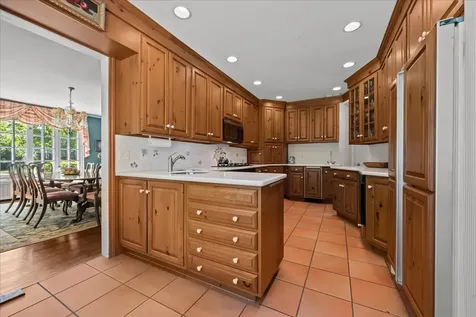 220 Shadowood Lane Northfield IL 60093