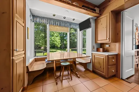 220 Shadowood Lane Northfield IL 60093