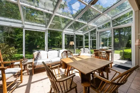 220 Shadowood Lane Northfield IL 60093