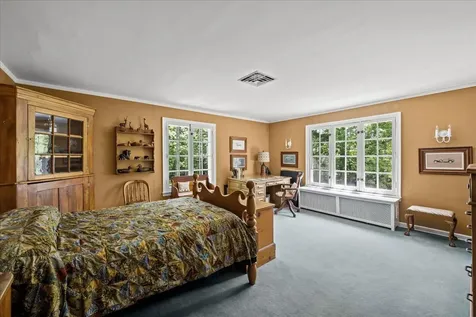 220 Shadowood Lane Northfield IL 60093