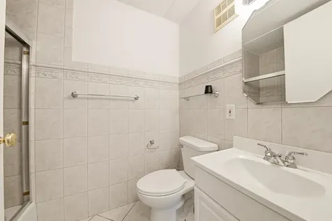16 East Old Willow Road Prospect Heights IL 60070