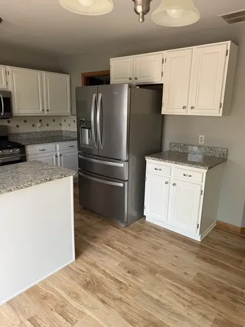 223 Williamsburg Court Montgomery IL 60538