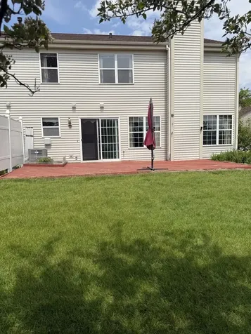 223 Williamsburg Court Montgomery IL 60538