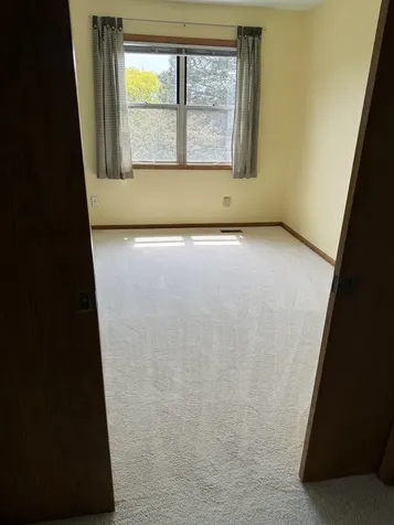 223 Williamsburg Court Montgomery IL 60538
