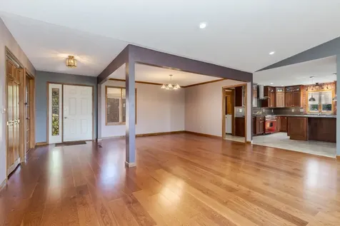 2707 Foxridge Run Bloomington IL 61704
