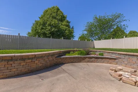 2707 Foxridge Run Bloomington IL 61704