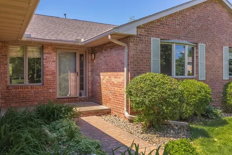 2707 Foxridge Run Bloomington IL 61704