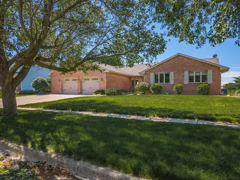 2707 Foxridge Run Bloomington IL 61704