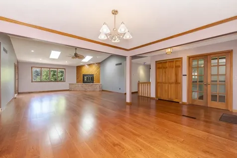 2707 Foxridge Run Bloomington IL 61704