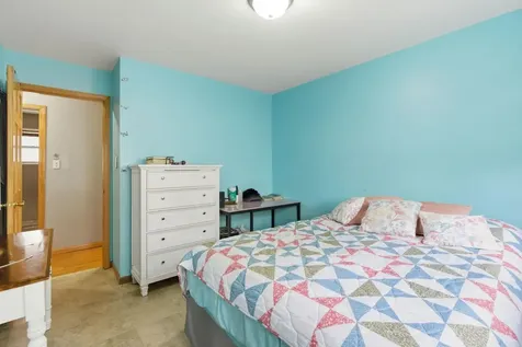 9324 South Thomas Avenue Bridgeview IL 60455