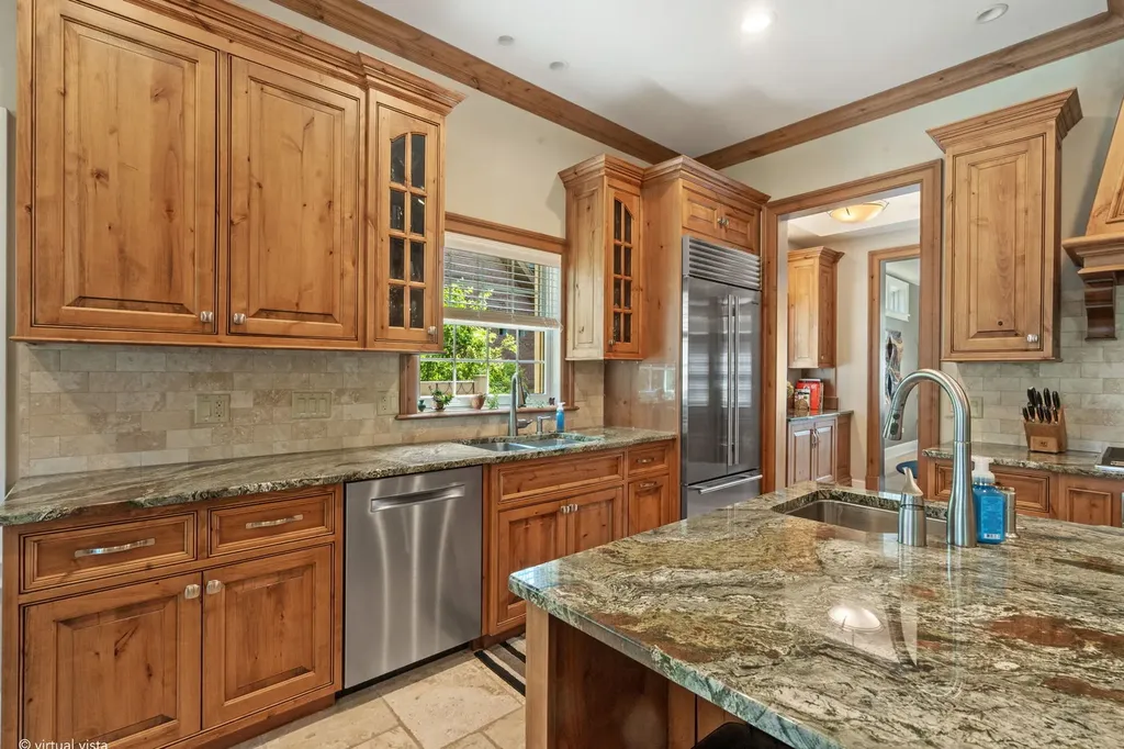261 South Kenilworth Avenue Glen Ellyn IL 60137