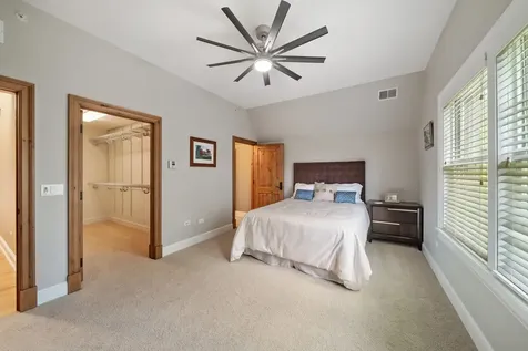 261 South Kenilworth Avenue Glen Ellyn IL 60137