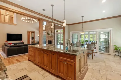 261 South Kenilworth Avenue Glen Ellyn IL 60137