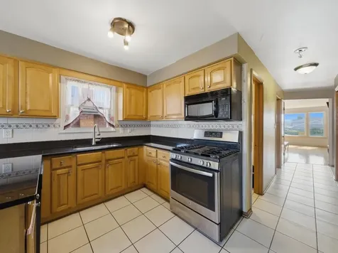 292 Bensley Avenue Calumet City IL 60409