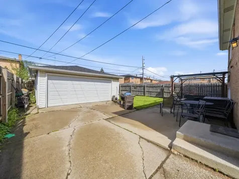 292 Bensley Avenue Calumet City IL 60409