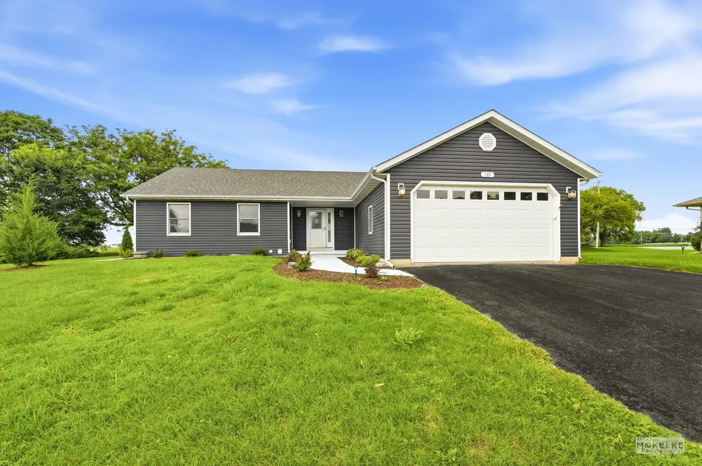 527 Cheshire Court Yorkville IL 60560