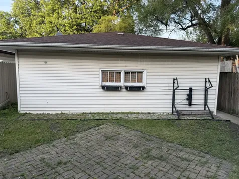 8037 Natchez Avenue Burbank IL 60459