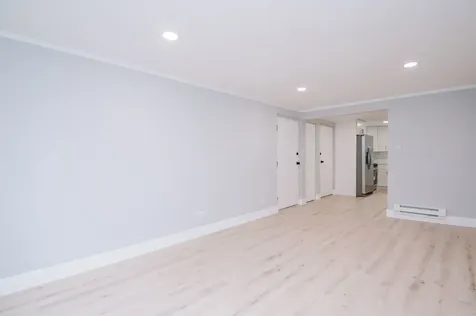 6634 West 95th Street Oak Lawn IL 60453