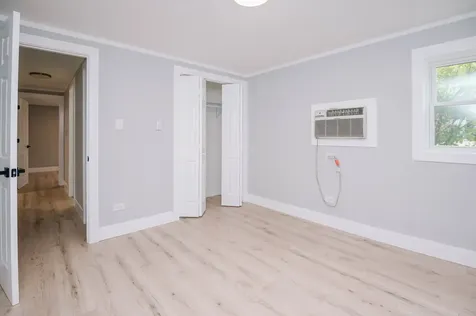6634 West 95th Street Oak Lawn IL 60453