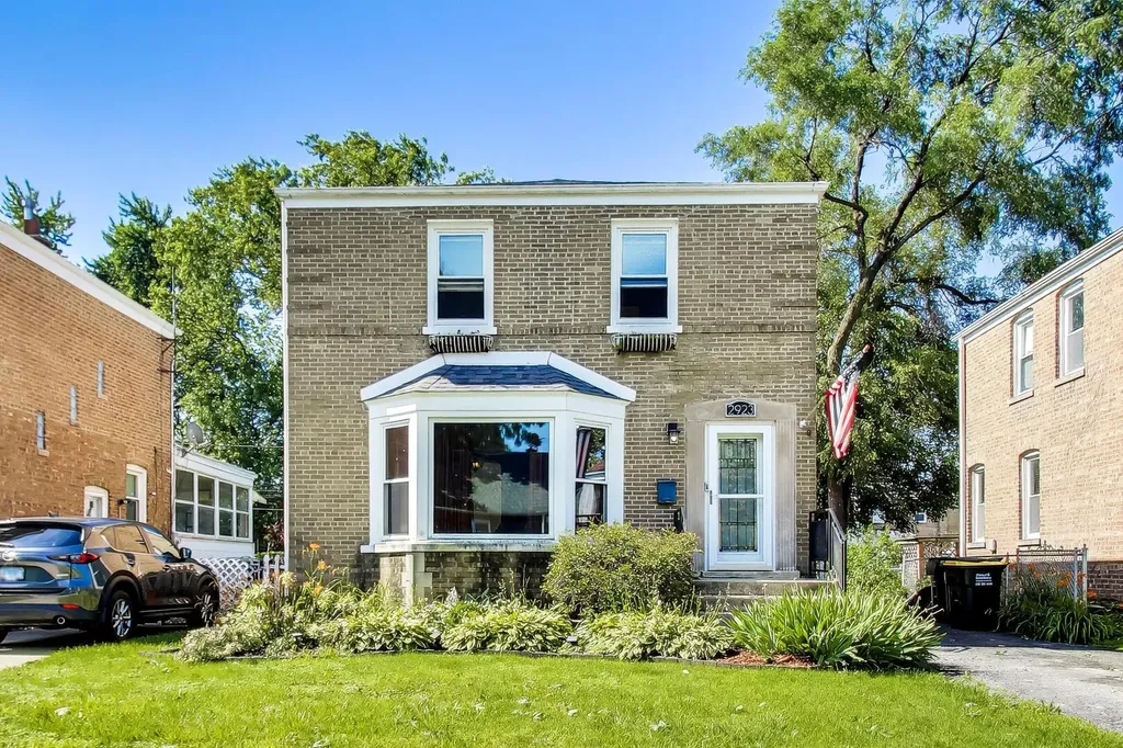 2923 West 97th Street Evergreen Park IL 60805