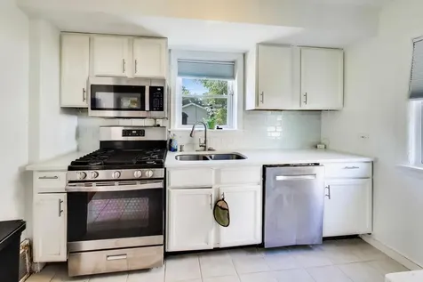 2923 West 97th Street Evergreen Park IL 60805