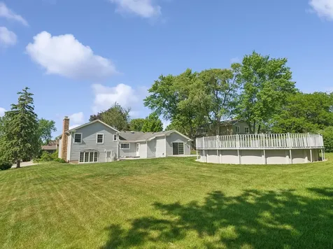 27W571 Ridgeview Street West Chicago IL 60185