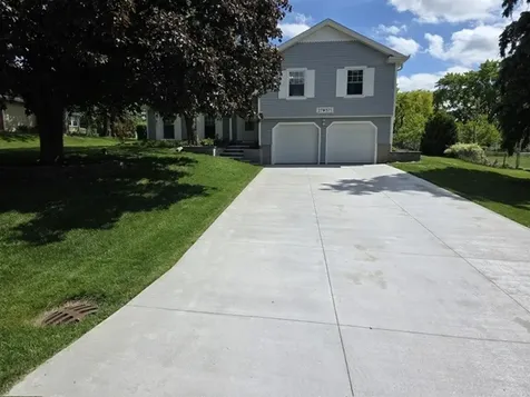 27W571 Ridgeview Street West Chicago IL 60185