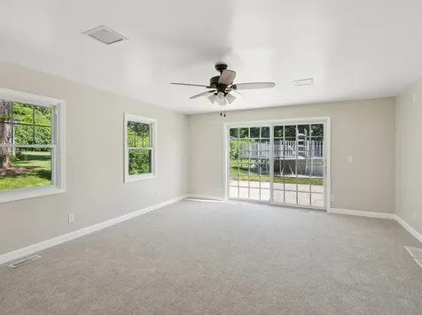 27W571 Ridgeview Street West Chicago IL 60185