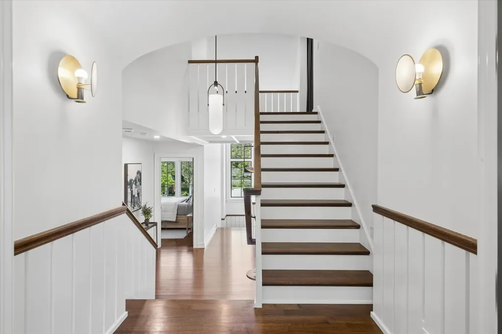 130 North Quincy Street Hinsdale IL 60521