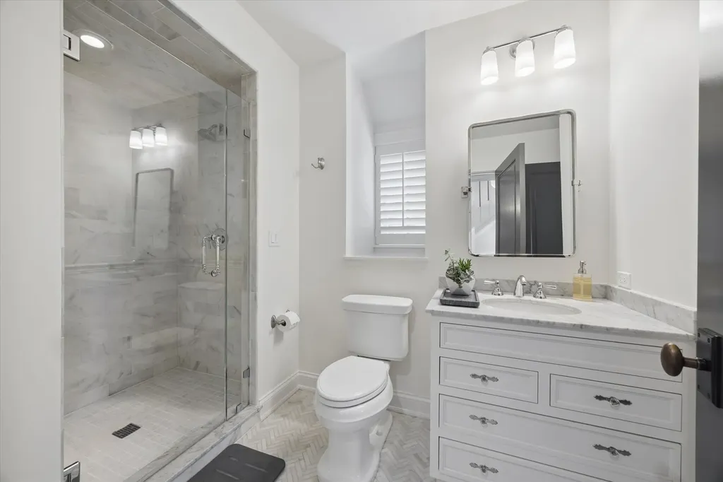 130 North Quincy Street Hinsdale IL 60521
