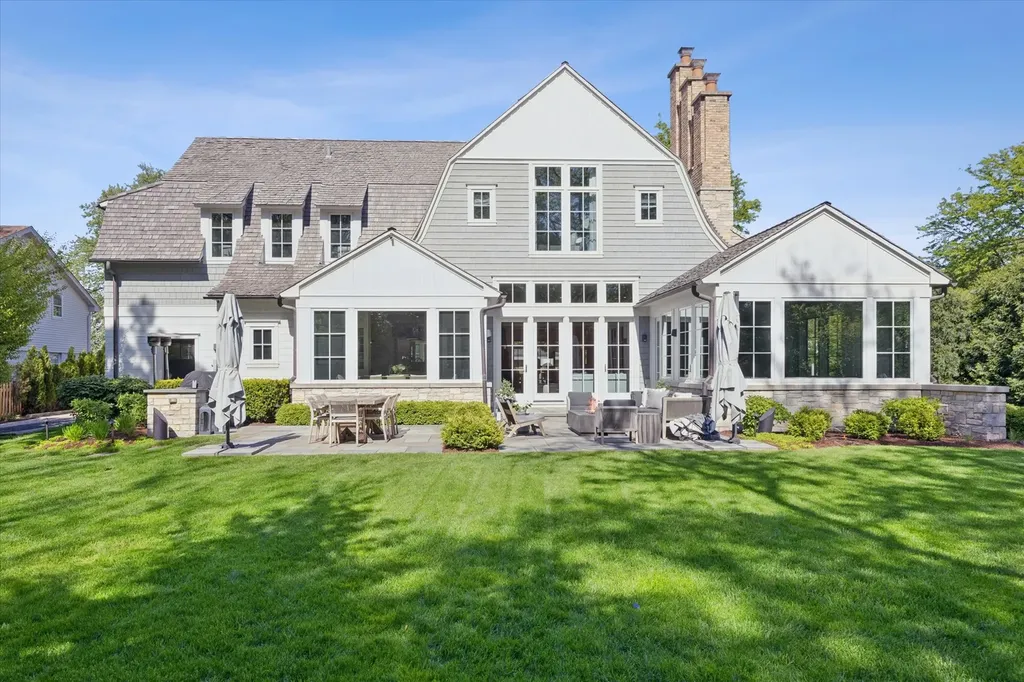 130 North Quincy Street Hinsdale IL 60521