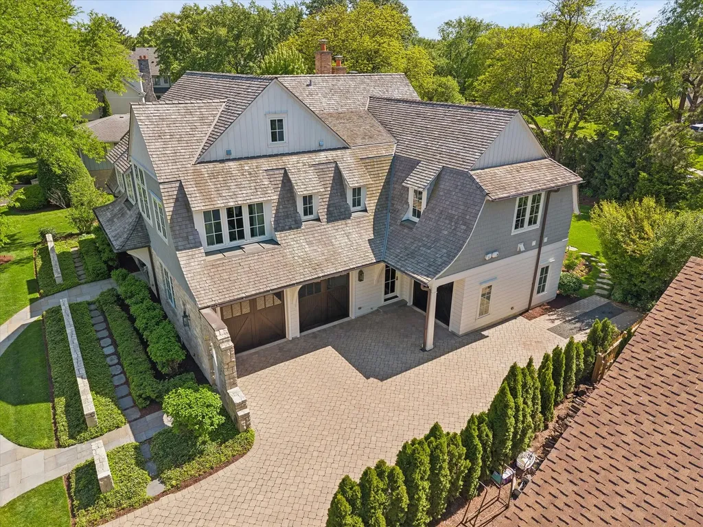 130 North Quincy Street Hinsdale IL 60521