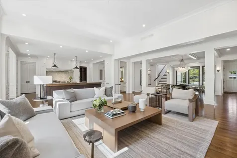 130 North Quincy Street Hinsdale IL 60521