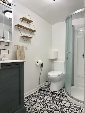 4124 West Barry Avenue Chicago IL 60641