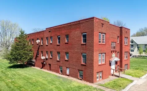 1119 4TH Avenue Rock Island IL 61201