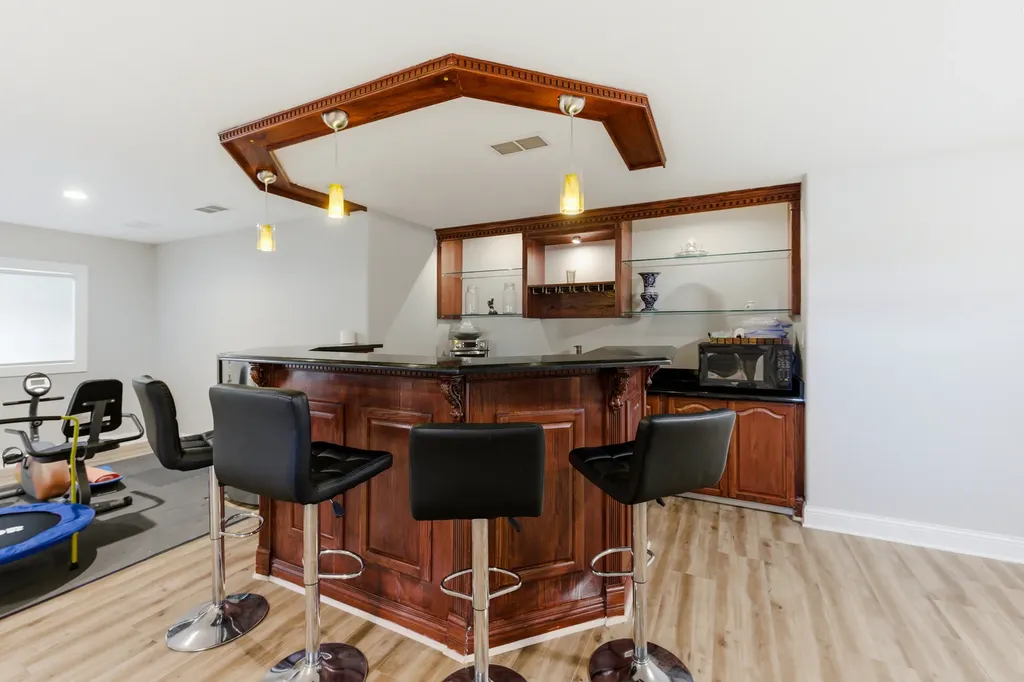 801 Shannon Lake Court Westmont IL 60559
