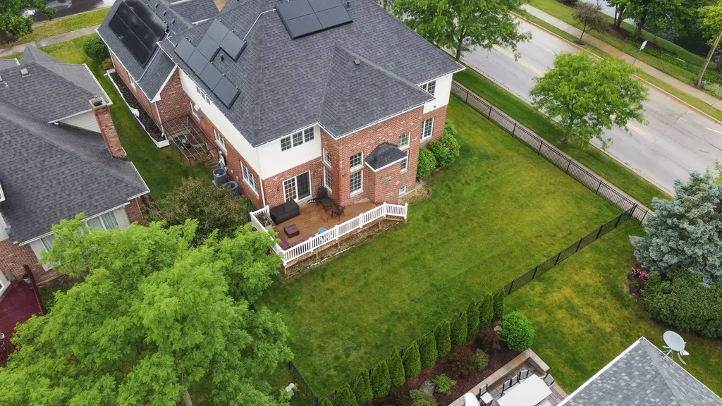 801 Shannon Lake Court Westmont IL 60559