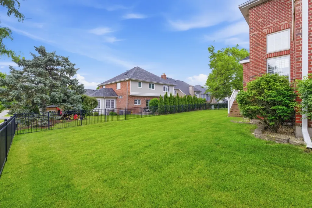 801 Shannon Lake Court Westmont IL 60559